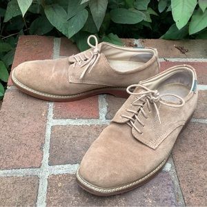 VGUC Suede Bucks by G.H. Bass, size men’s 10M